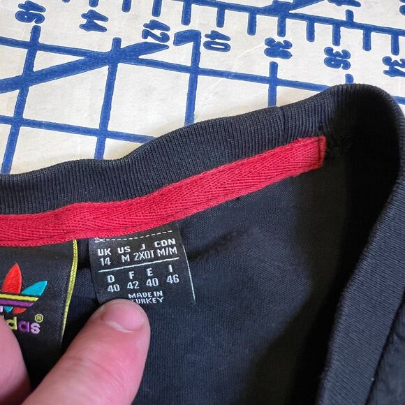 Adidas x Pharrell Williams Human Race T-Shirt Japanese Text Black Trefoil Sz M - Picture 6 of 7